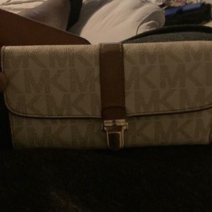 Michael kors satchel and wallet